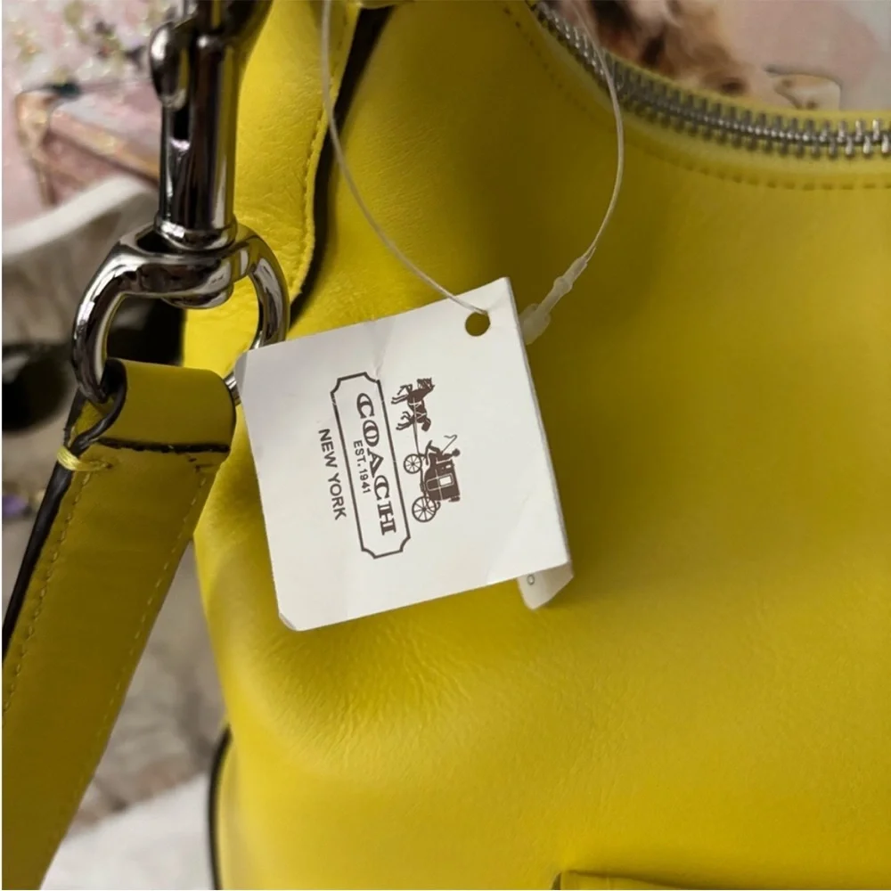 Coach Legacy Corteney Yellow Leather Shoulder/crossbody6 Bag - Picture 2 of 13